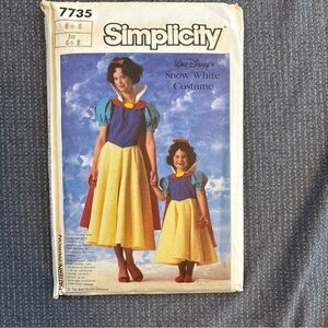 Simplicity 7735 Disney Snow White Costume pattern adult and child